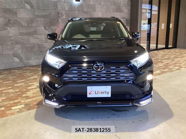 Toyota RAV4 2021-01 6911877-4
