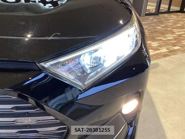 Toyota RAV4 2021-01 6911877-8