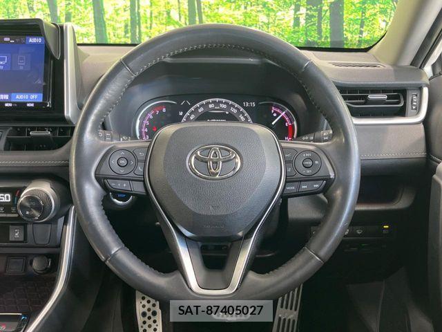 Toyota RAV4 2019-09 6911888-10