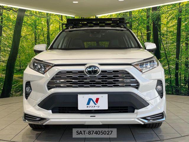 Toyota RAV4 2019-09 6911888-13