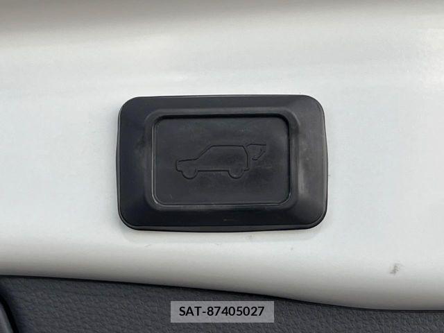 Toyota RAV4 2019-09 6911888-6