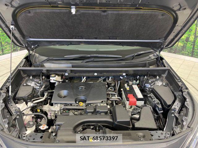 Toyota RAV4 2023-07 6911859-17