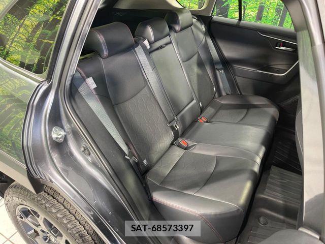 Toyota RAV4 2023-07 6911859-8