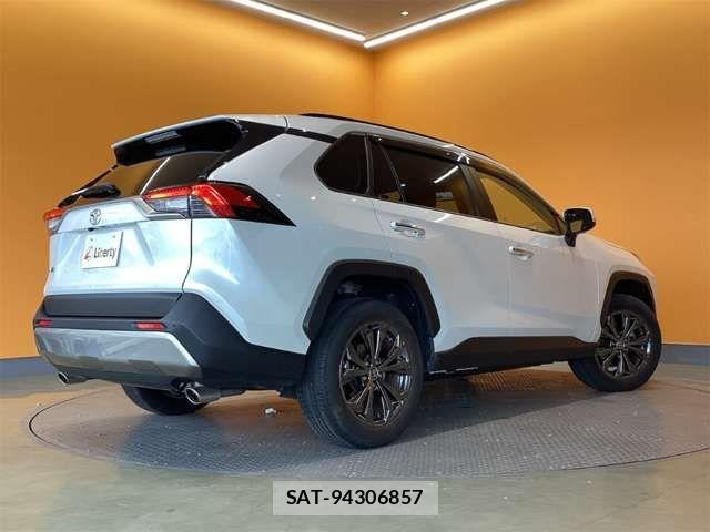 Toyota RAV4 2022-11 6911864-10
