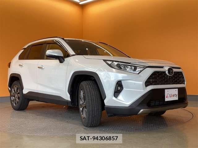 Toyota RAV4 2022-11 6911864-8