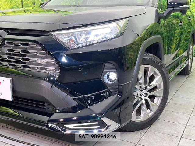 Toyota RAV4 2020-03 6911879-12