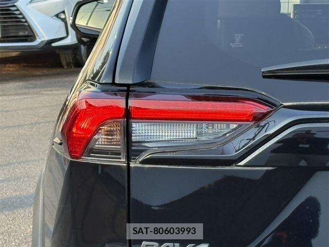 Toyota RAV4 2020-10 6911875-28