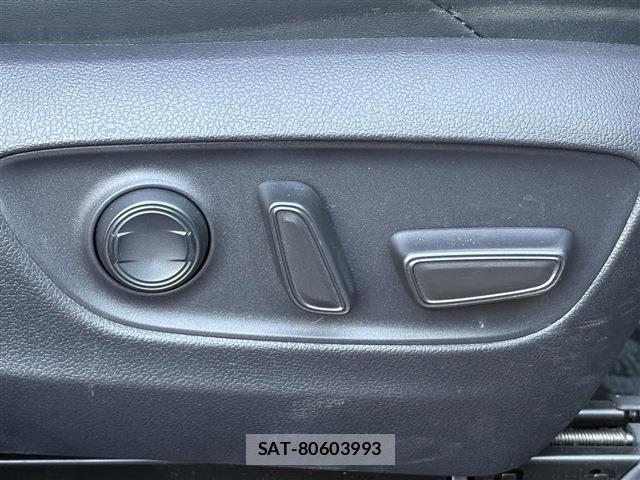 Toyota RAV4 2020-10 6911875-7