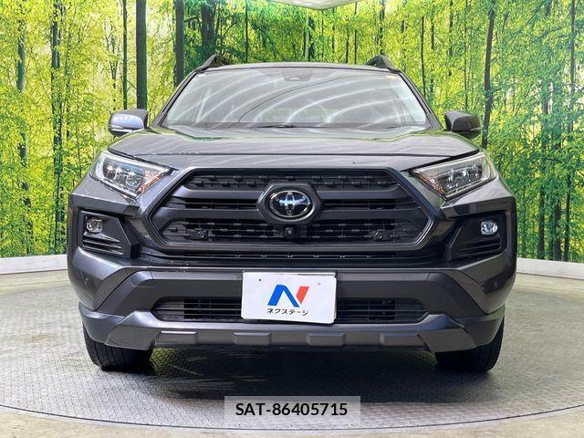 Toyota RAV4 2022-09 6997680-13