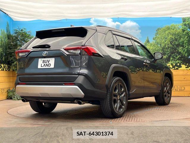 Toyota RAV4 2022-12 6997662-16