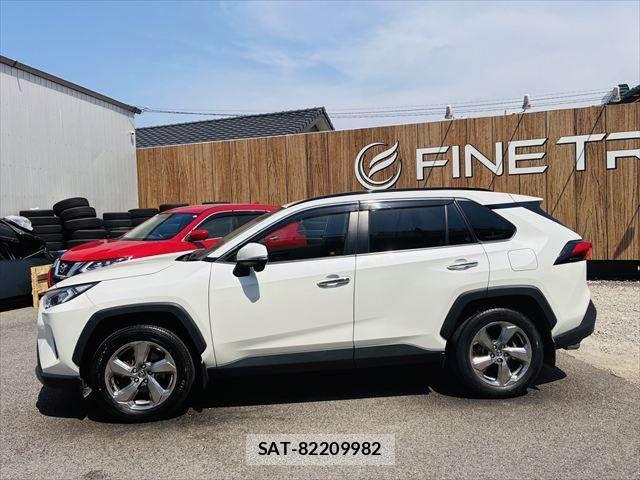 Toyota RAV4 2019-06 6997673-20