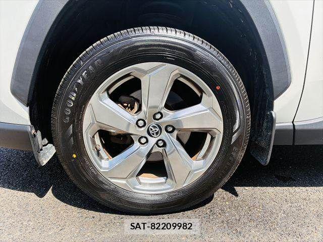 Toyota RAV4 2019-06 6997673-29