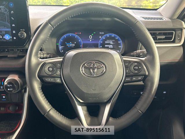 Toyota RAV4 2023-08 6997647-10
