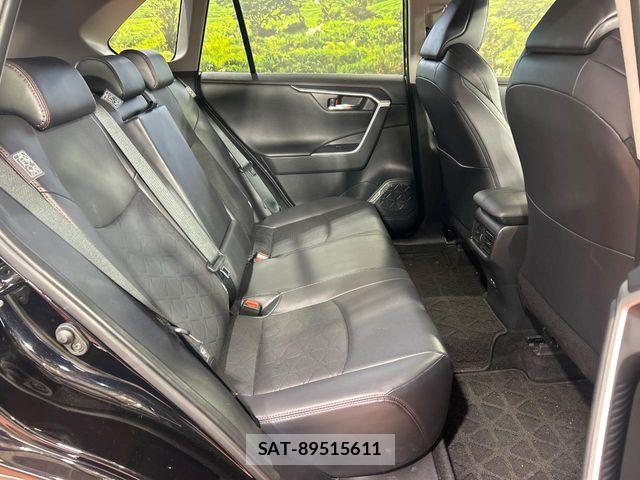 Toyota RAV4 2023-08 6997647-8