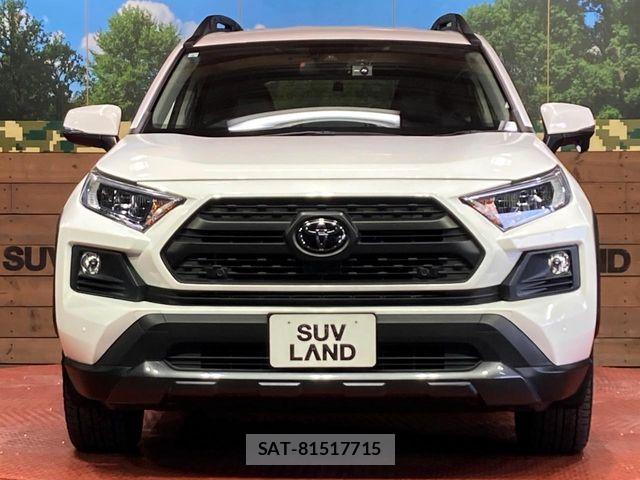 Toyota RAV4 2021-04 6997664-13