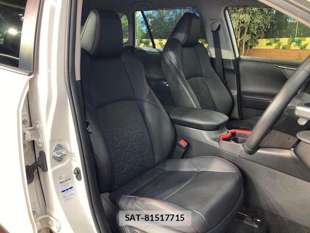 Toyota RAV4 2021-04 6997664-8