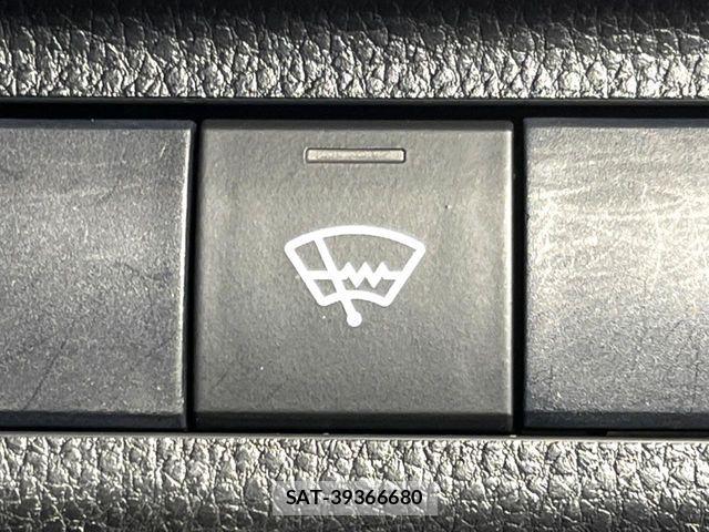 Toyota RAV4 2020-08 6997672-5