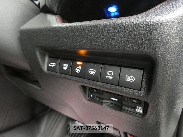 Toyota RAV4 2023-11 6997661-15