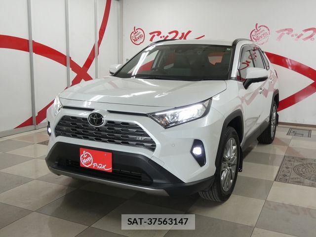 Toyota RAV4 2023-11 6997661-1