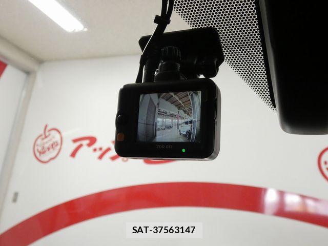 Toyota RAV4 2023-11 6997661-23