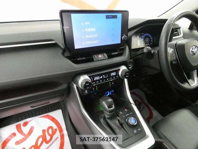Toyota RAV4 2023-11 6997661-26