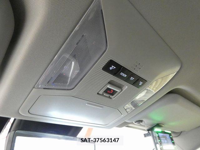 Toyota RAV4 2023-11 6997661-27