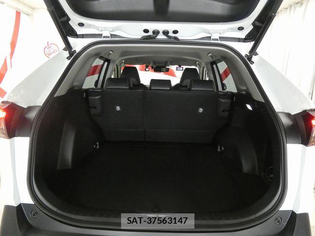 Toyota RAV4 2023-11 6997661-5