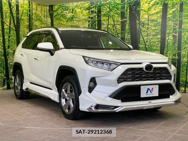 Toyota RAV4 2020-07 6997666-15