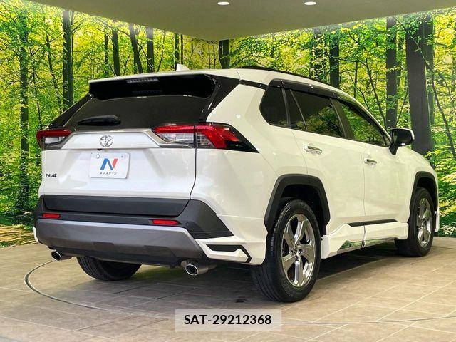 Toyota RAV4 2020-07 6997666-16