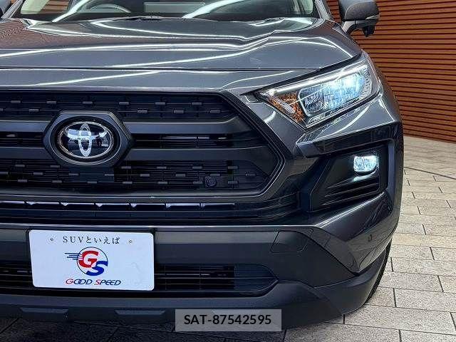 Toyota RAV4 2023-08 6997643-9