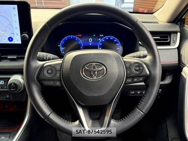 Toyota RAV4 2023-08 6997643-12