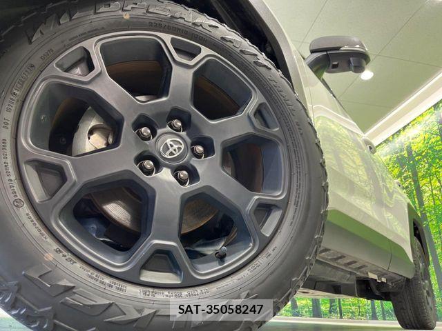 Toyota RAV4 2023-03 6997663-12