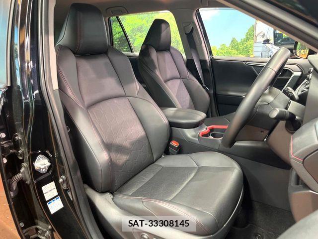 Toyota RAV4 2021-05 7021370-10