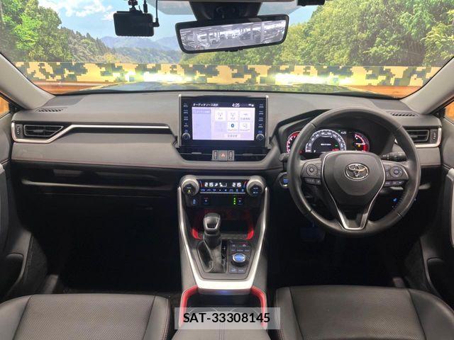 Toyota RAV4 2021-05 7021370-1