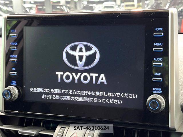 Toyota RAV4 2021-04 7021381-2