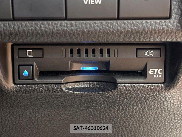 Toyota RAV4 2021-04 7021381-7