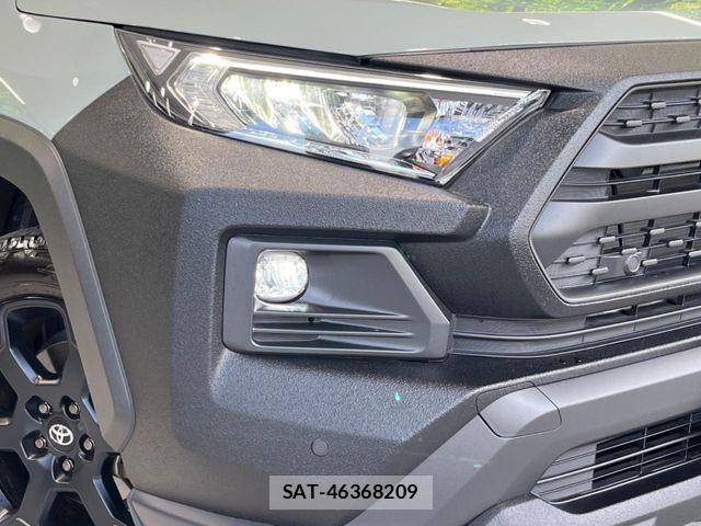 Toyota RAV4 2023-11 7021368-11