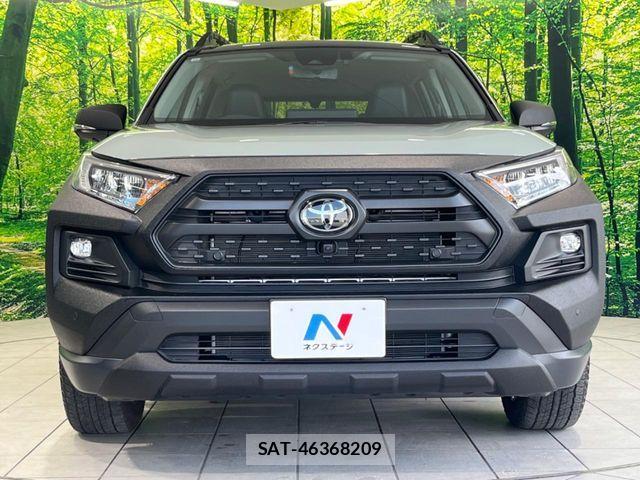 Toyota RAV4 2023-11 7021368-13