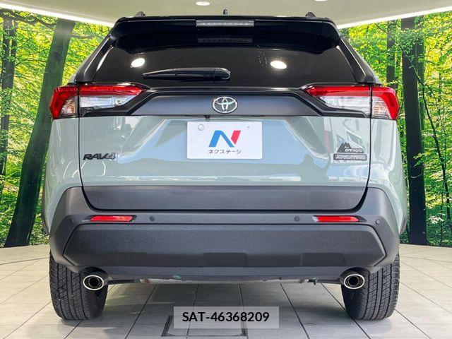 Toyota RAV4 2023-11 7021368-14