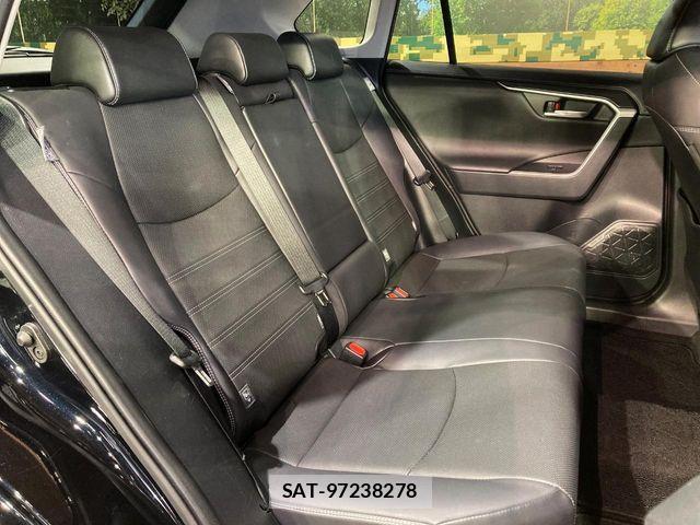 Toyota RAV4 2023-05 7021382-10