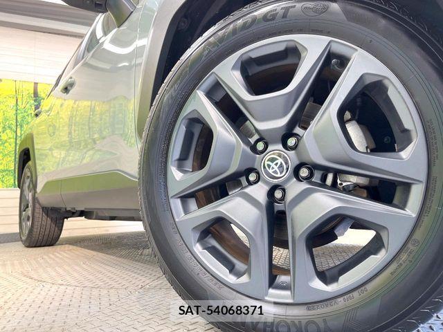 Toyota RAV4 2023-03 7021371-12