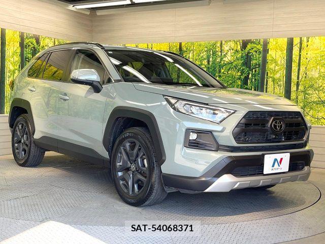 Toyota RAV4 2023-03 7021371-15