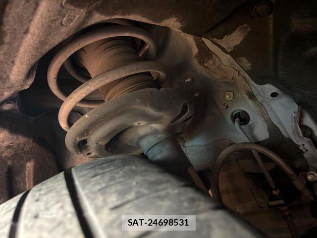 Toyota RAV4 2021-06 7021380-19