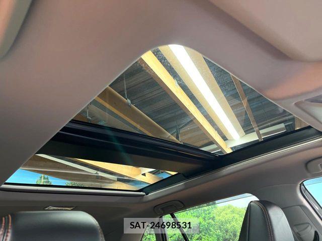 Toyota RAV4 2021-06 7021380-2