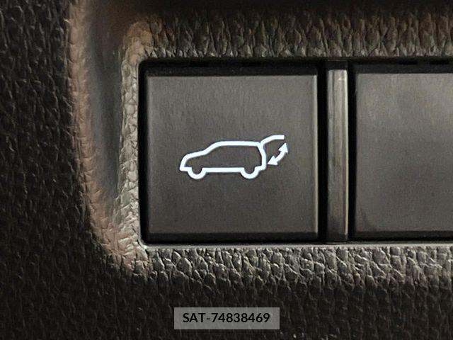Toyota RAV4 2021-05 7021386-6