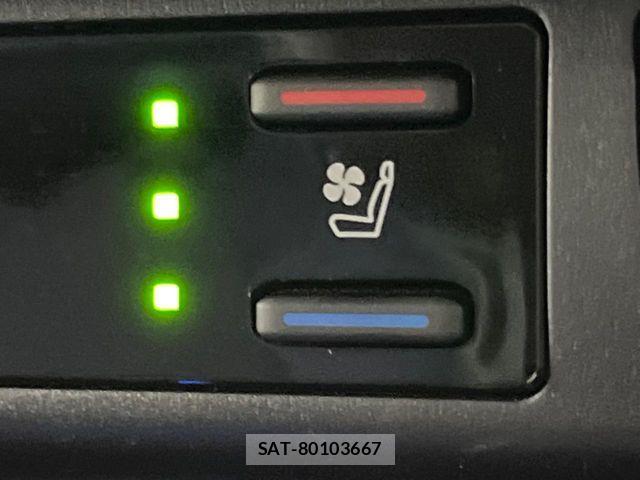 Toyota RAV4 2025-04 7060418-6