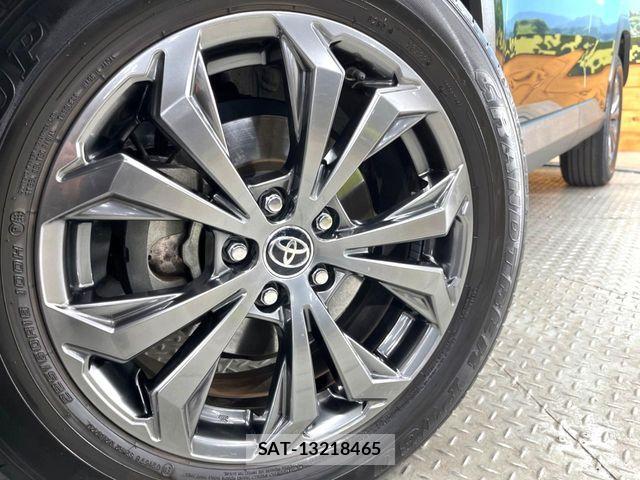 Toyota RAV4 2022-11 7060427-12