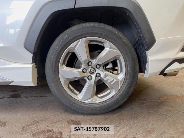 Toyota RAV4 2019-12 7060429-12