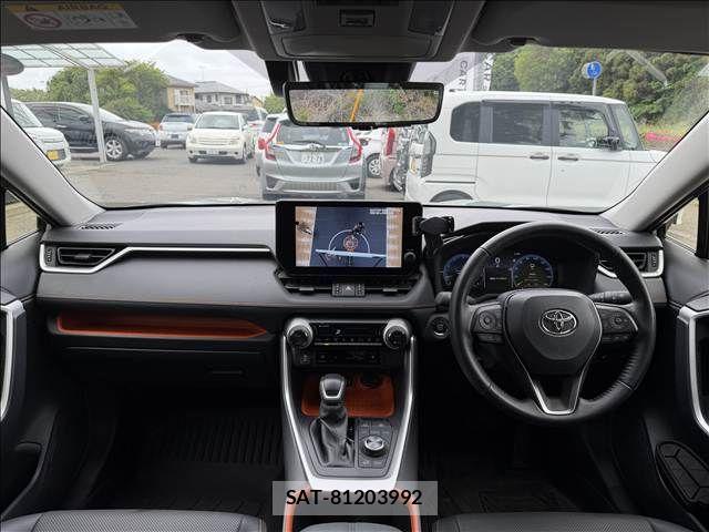 Toyota RAV4 2025-01 7060421-1