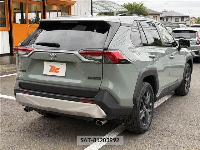Toyota RAV4 2025-01 7060421-23